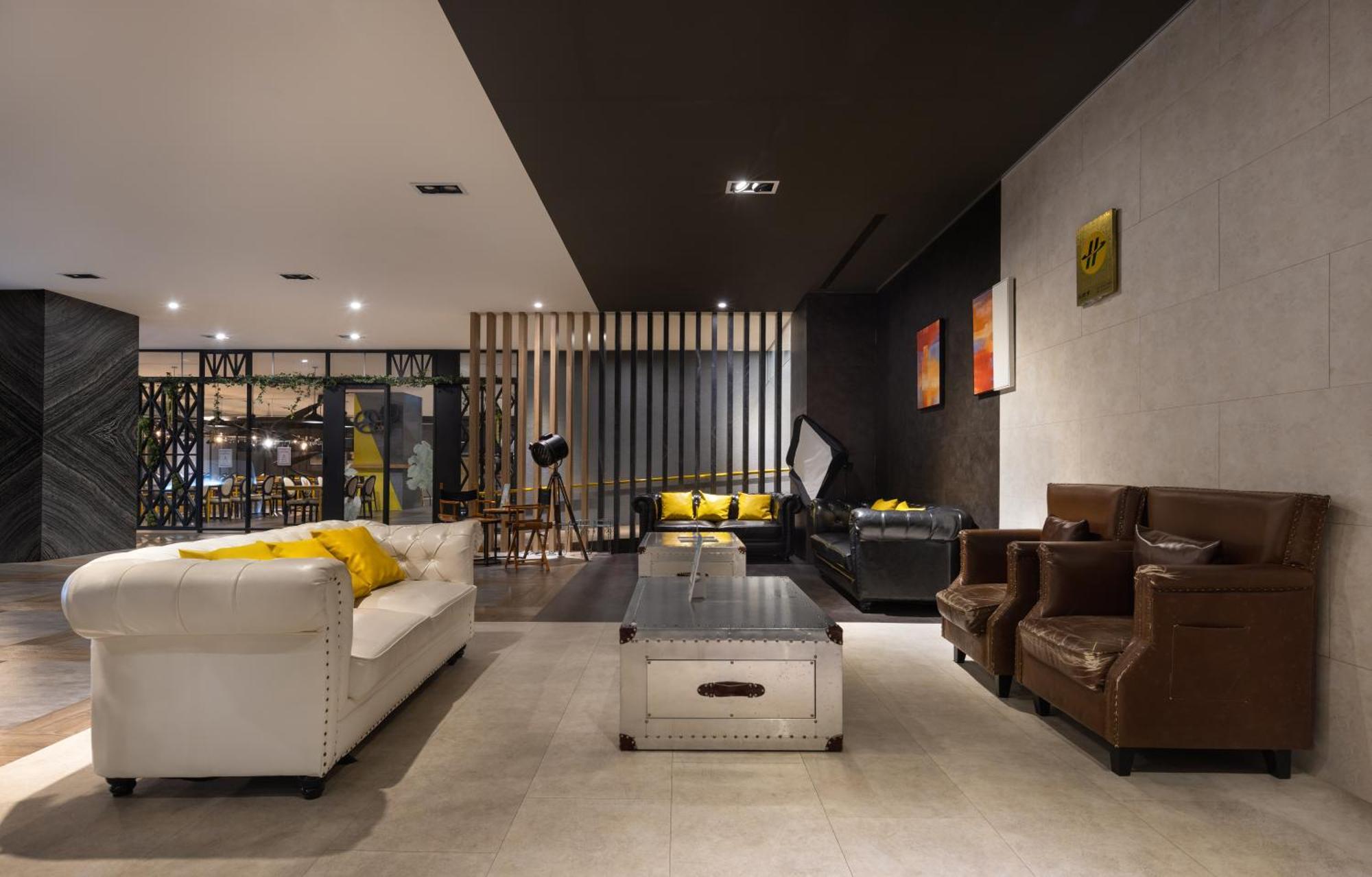 טאיצ'ונג Ningcui Business Hotel מראה חיצוני תמונה