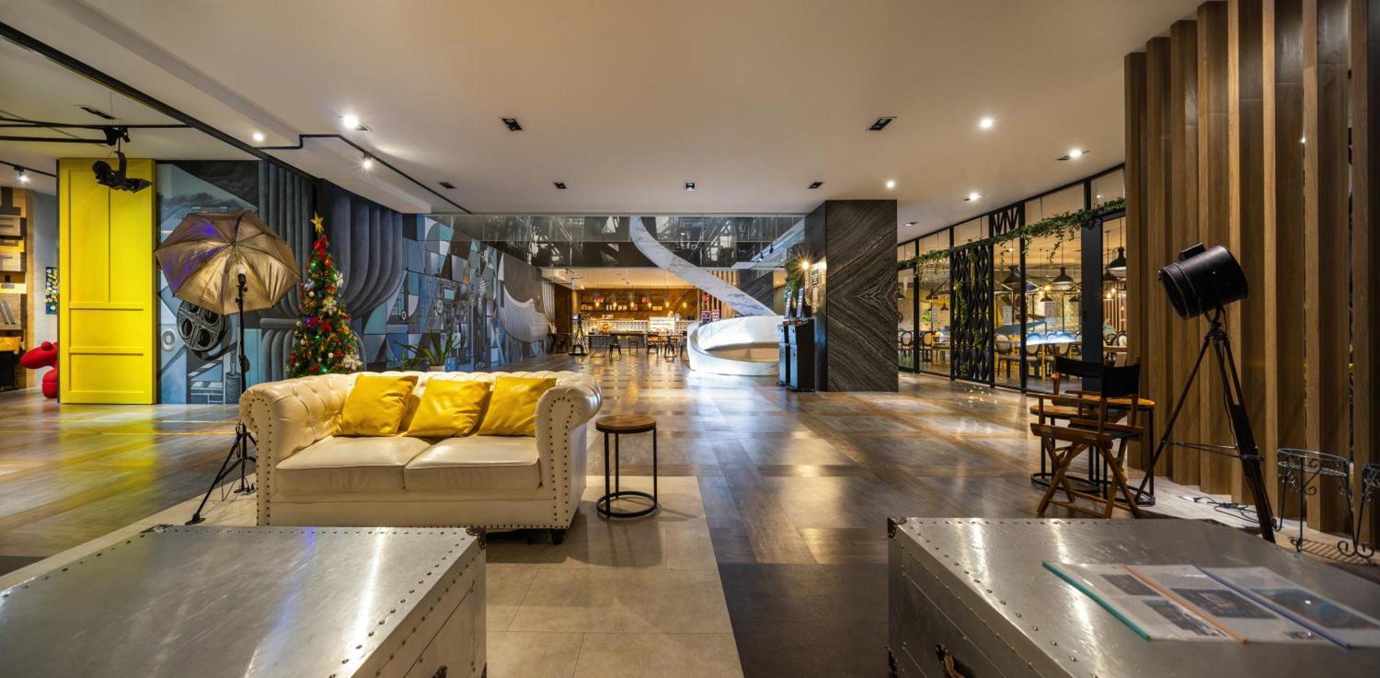 טאיצ'ונג Ningcui Business Hotel מראה חיצוני תמונה